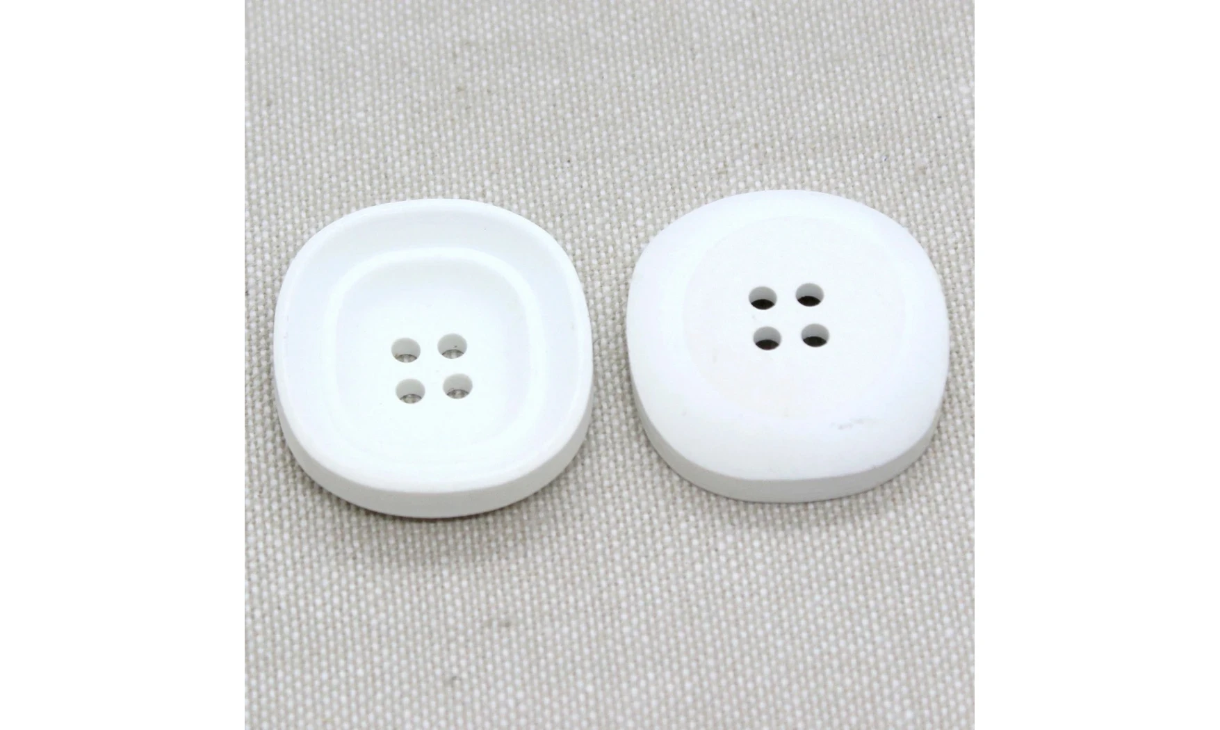 6 boutons / 29MM / Blanc