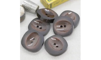 6 boutons / 28MM / Brun