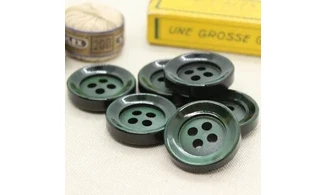 6 boutons / 26,5MM / Vert bouteille