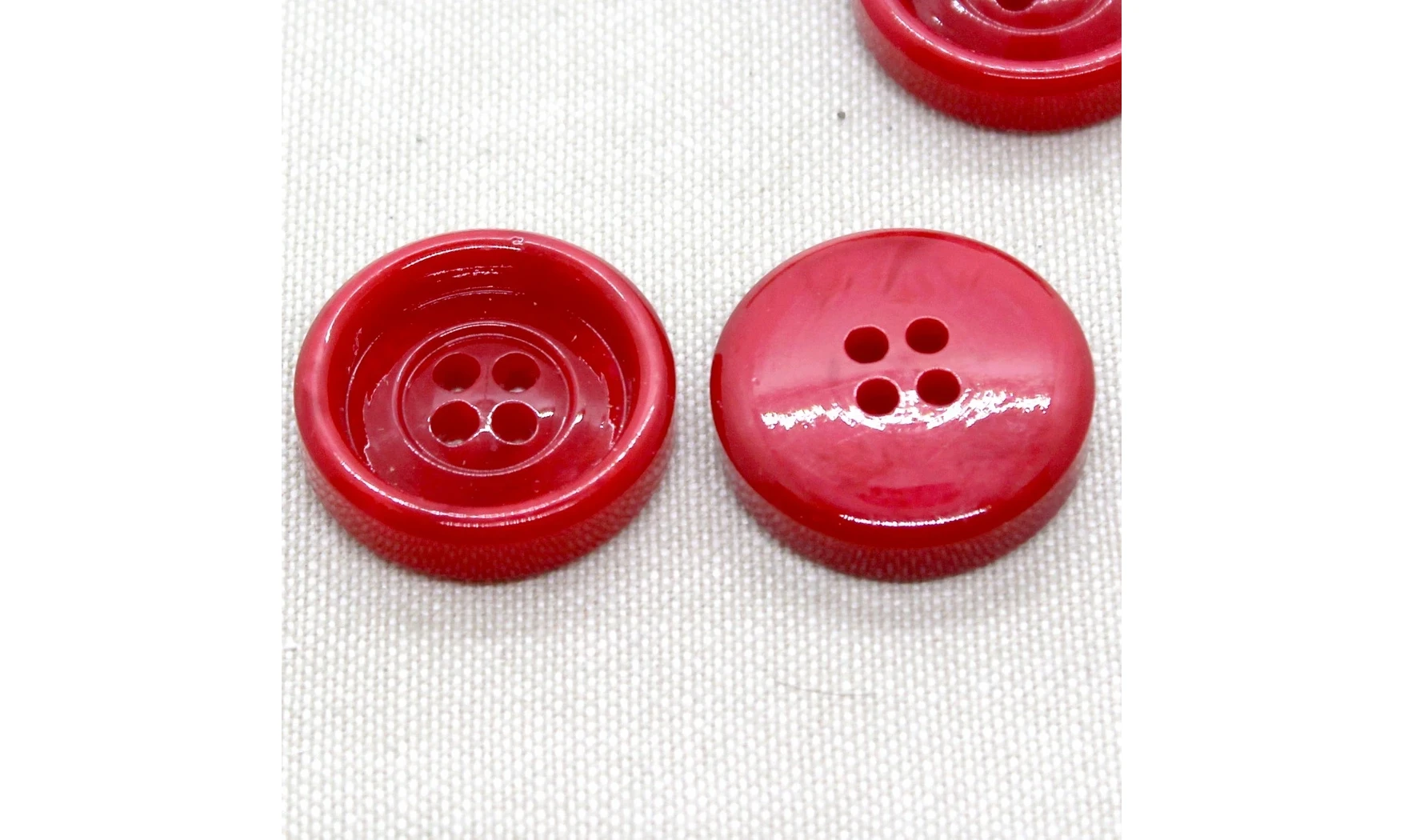 Bouton VINTAGE ROUGE / par 6 / 27MM