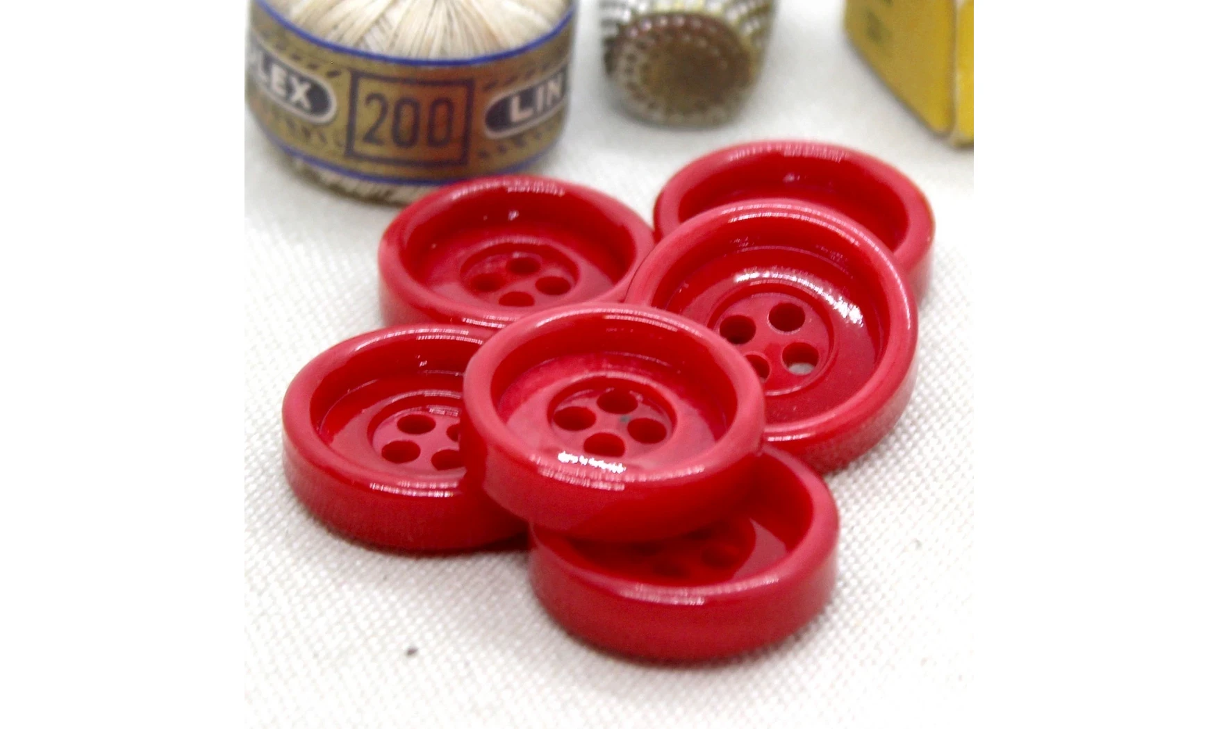 Bouton VINTAGE ROUGE / par 6 / 22MM