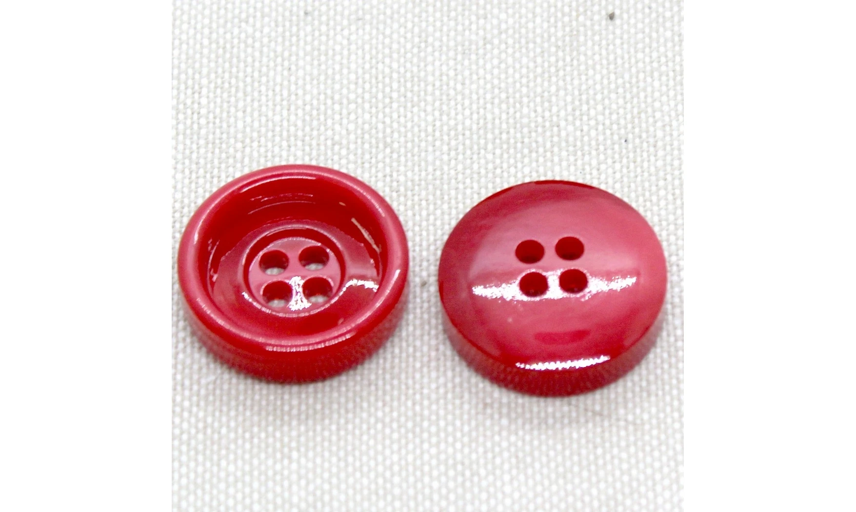 Bouton VINTAGE ROUGE / par 6 / 22MM