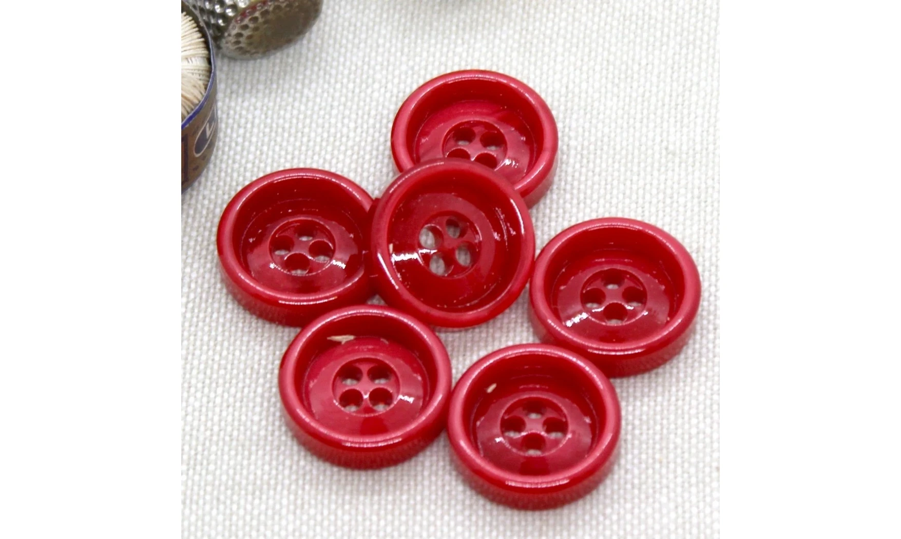 Bouton VINTAGE ROUGE / par 6 / 18MM