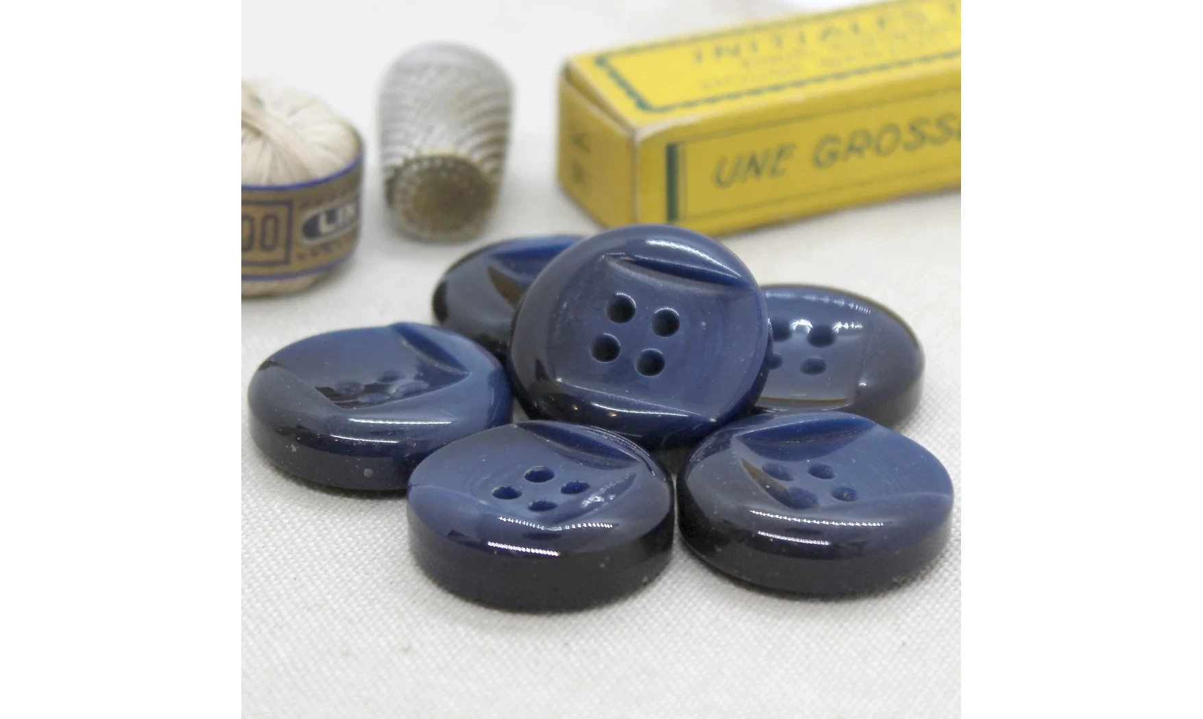 Bouton VINTAGE BLEU / par 6 / 31MM