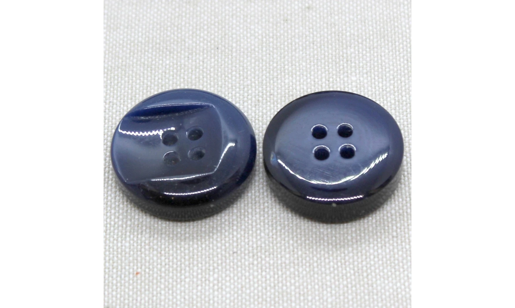 Bouton VINTAGE BLEU / par 6 / 31MM