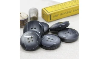 Bouton VINTAGE GRIS / par 6 / 31MM