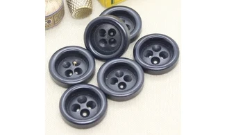 6 boutons / 26,5MM / Noir