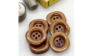 Bouton VINTAGE BRUN / par 6 / 24MM