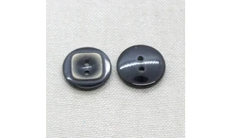 6 boutons / 18MM / Noir et doré