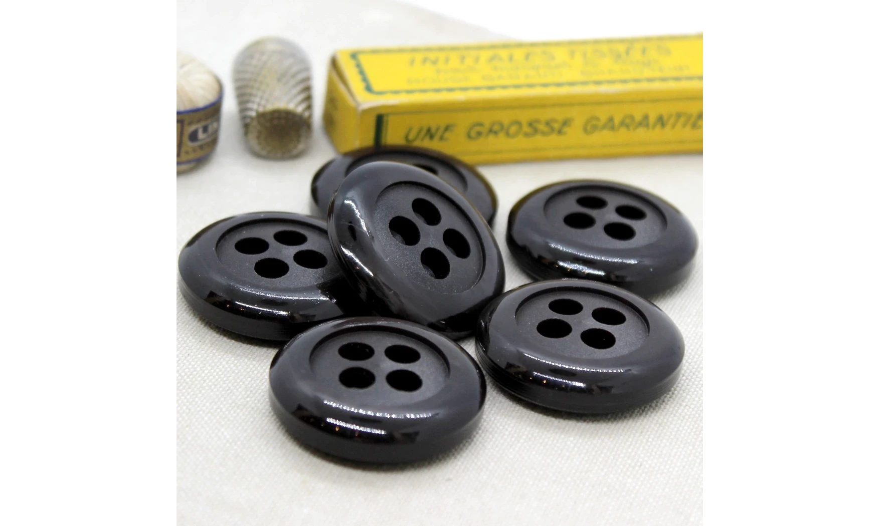 Bouton VINTAGE NOIR / par 6 / 35MM