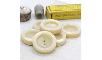 Bouton VINTAGE IVOIRE / par 6 / 31MM