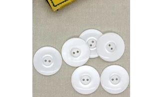 6 boutons / 31MM / Blanc nacré