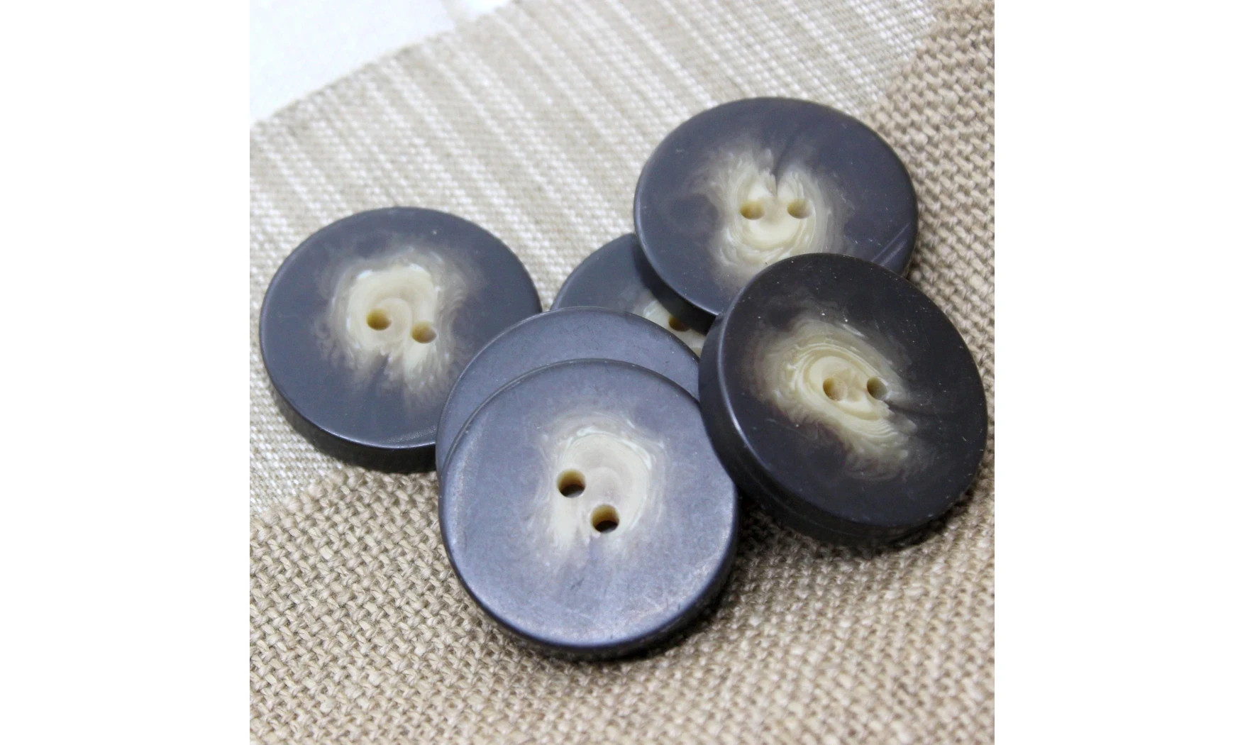 6 boutons / 33MM / Brun