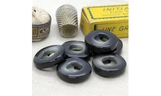 Vintage Button 235B