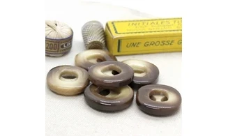 Vintage Button 236B