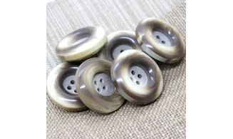 Vintage button 135B