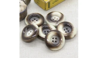 Bouton VINTAGE BRUN / par 6 / 22MM
