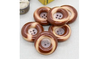 Bouton VINTAGE BRUN / par 6 / 31MM