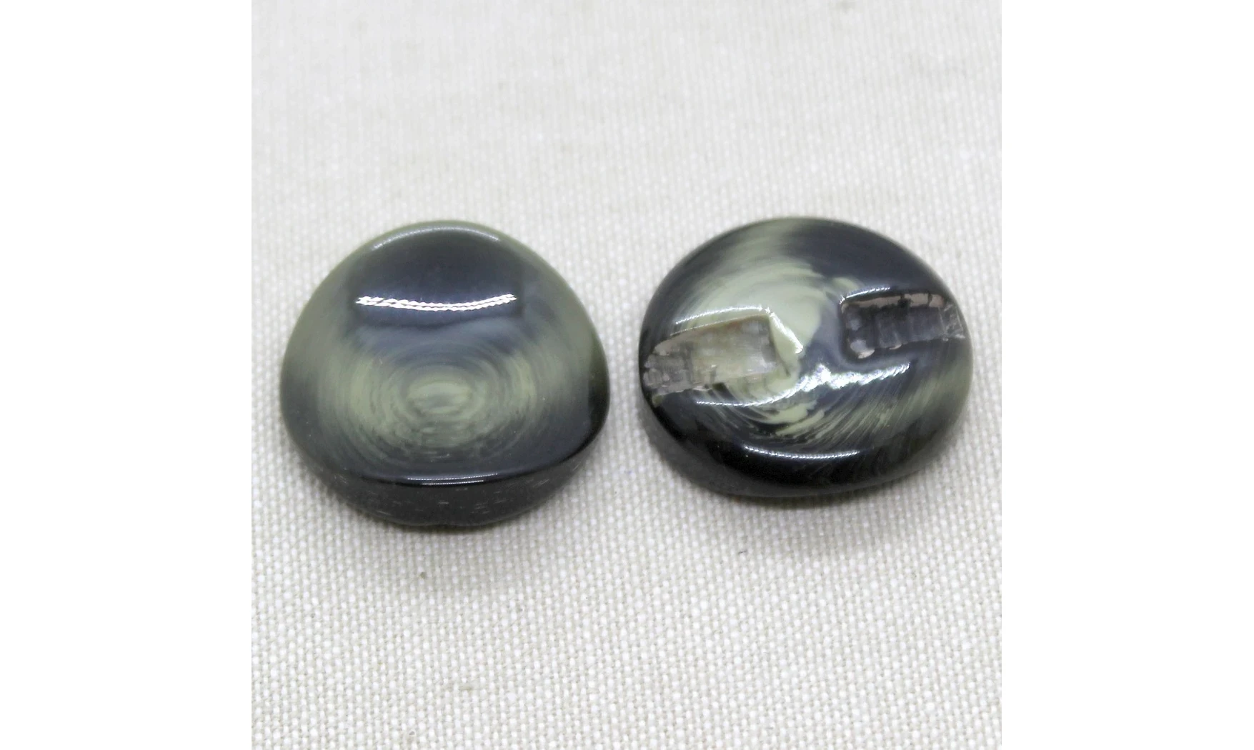 Bouton VINTAGE VERT / par 6 / 27MM