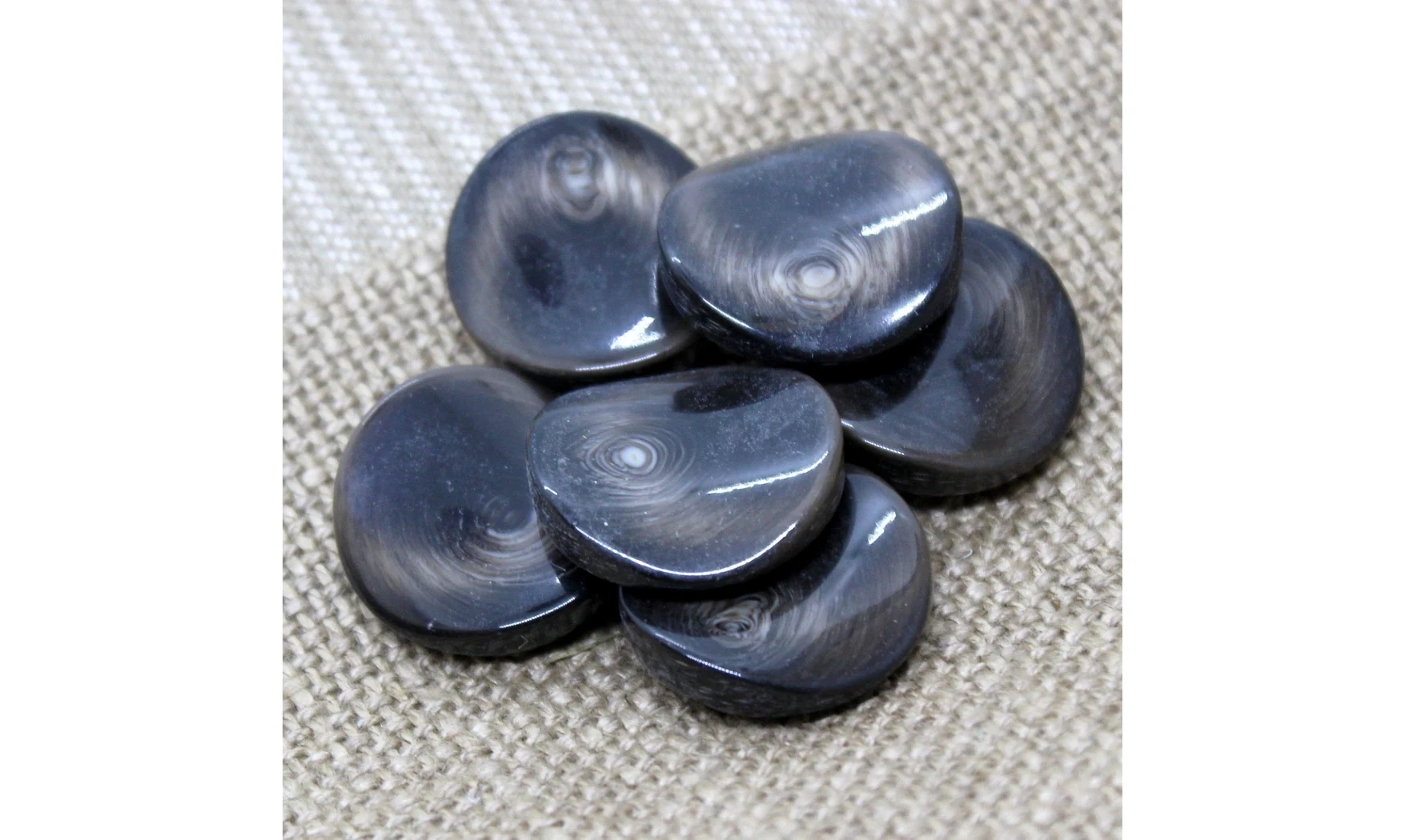 Bouton VINTAGE BRUN / par 6 / 22MM