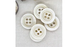 6 boutons / 21MM / Ivoire