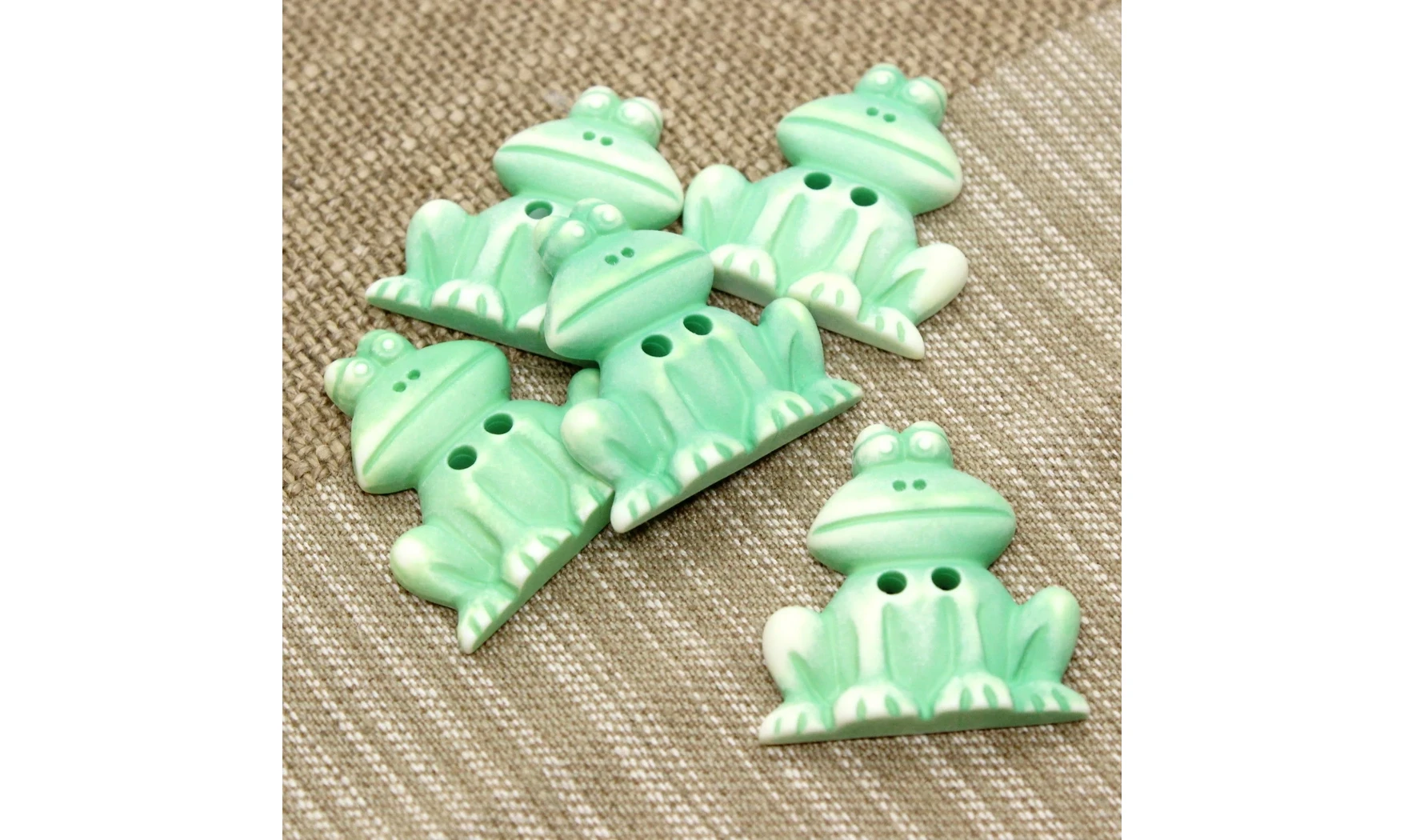 4 boutons / 35MM / Vert "Grenouille"