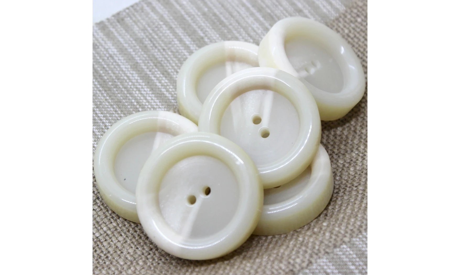 Bouton VINTAGE IVOIRE / par 6 / 39MM