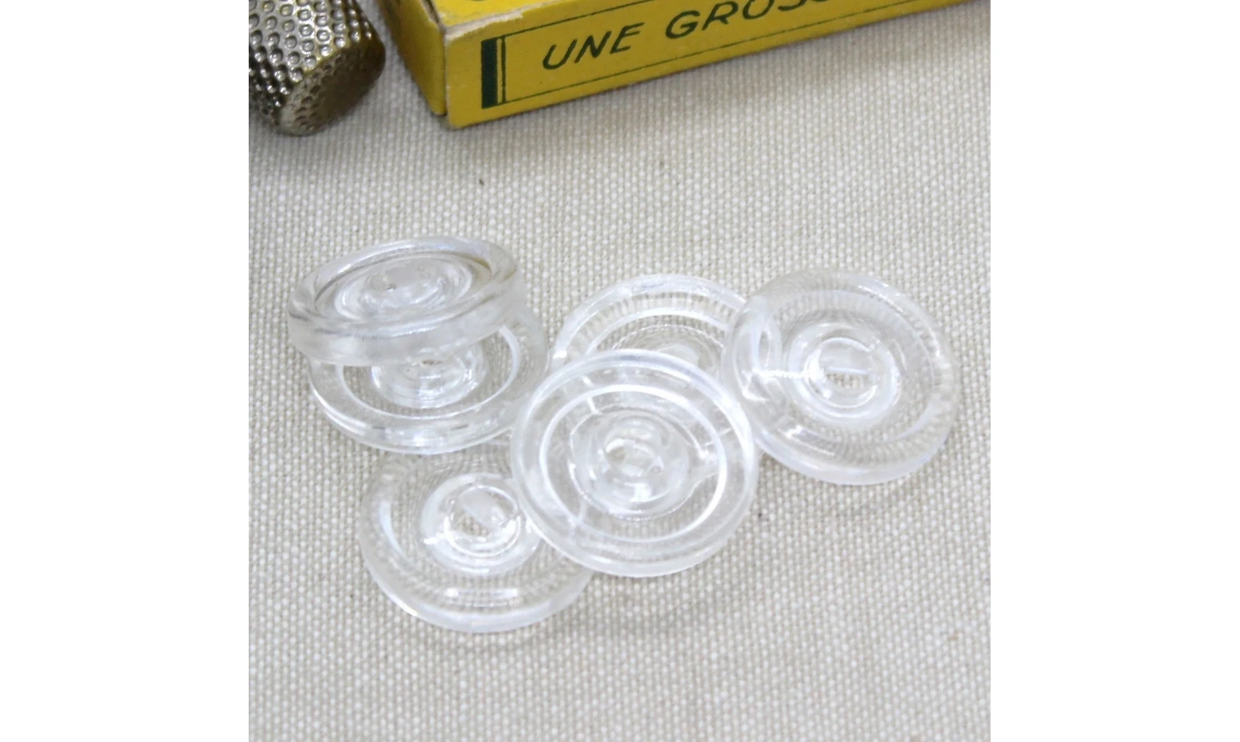 6 boutons / 22MM / Transparent