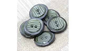 Vintage button 221B