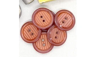 Bouton VINTAGE ROUGE / par 6 / 26MM