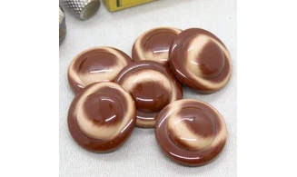 Bouton VINTAGE BRUN / par 6 / 31MM