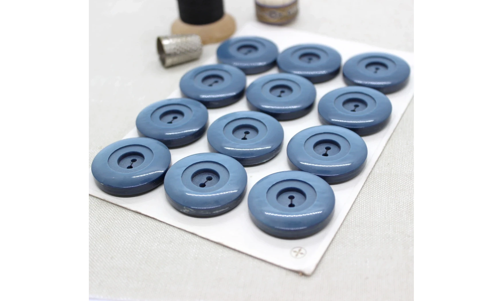 Carte à boutons - Boutons bleus