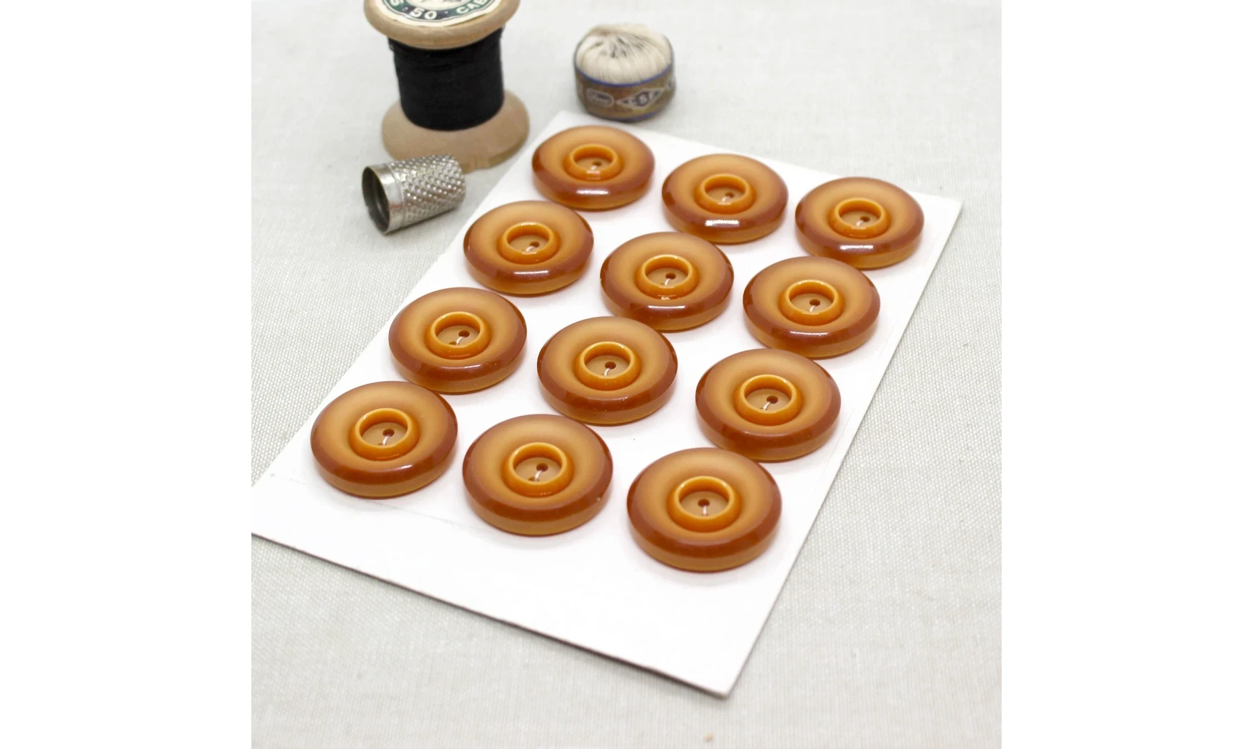 Carte à boutons - Boutons Brun orangé