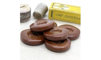 Bouton VINTAGE BRUN / par 6 / 30MM