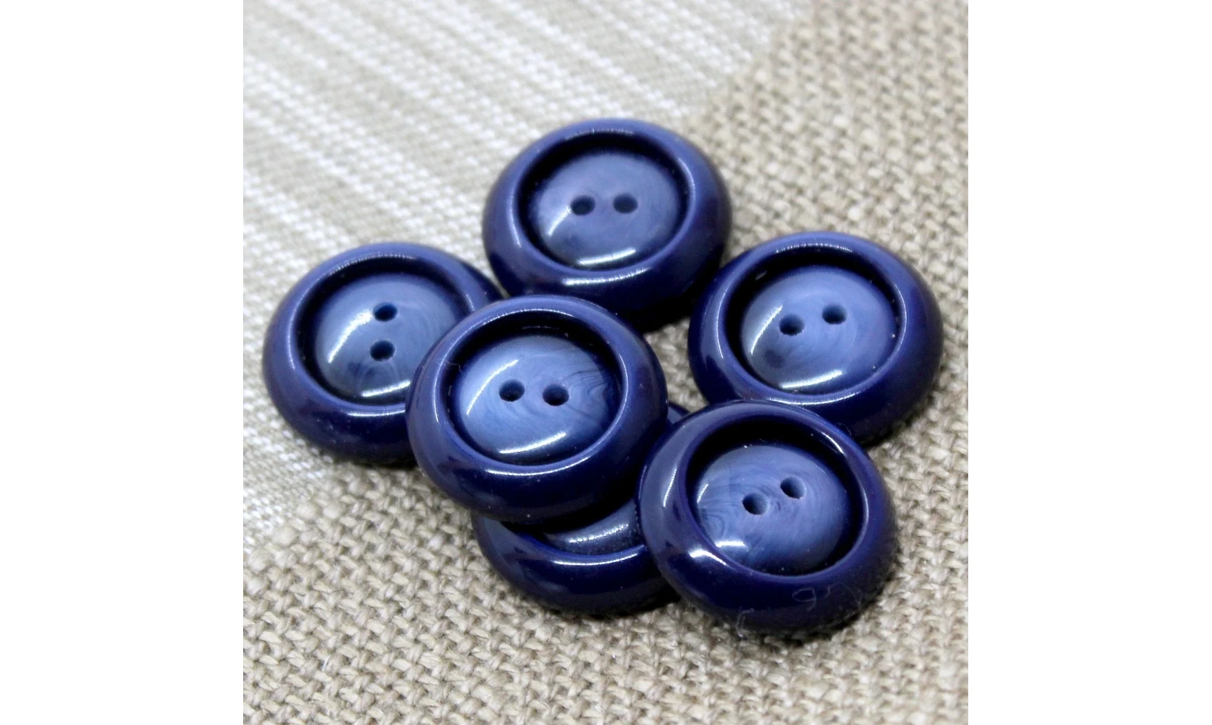 Vintage Button 268B