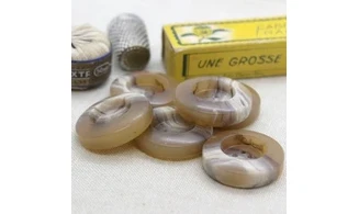 Vintage Button 205B