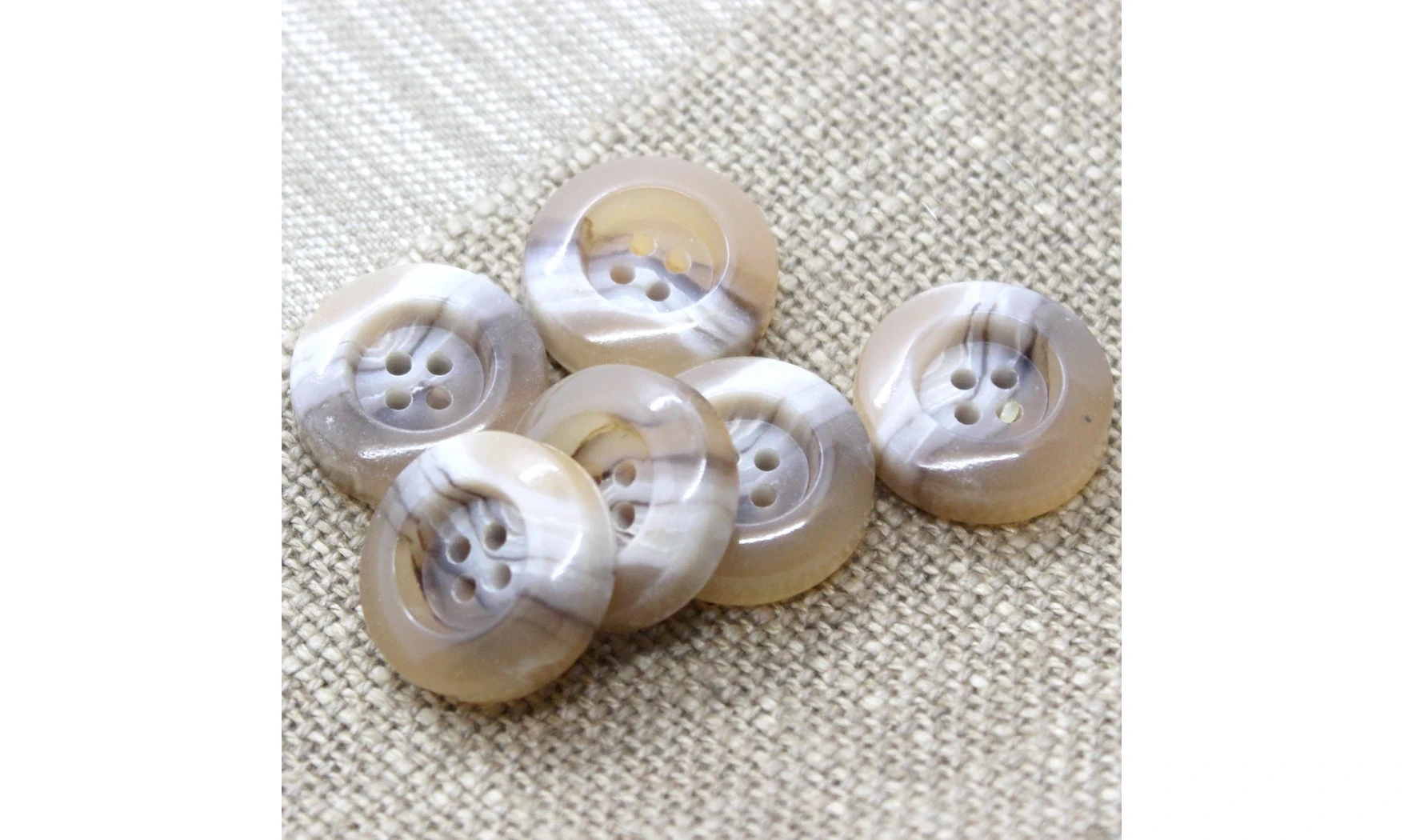 Vintage Button 206B