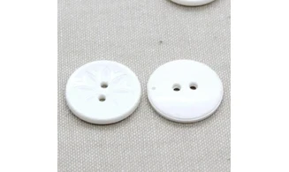 Vintage button 211B