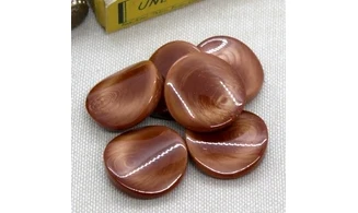 Bouton VINTAGE BRUN / par 6 / 22MM