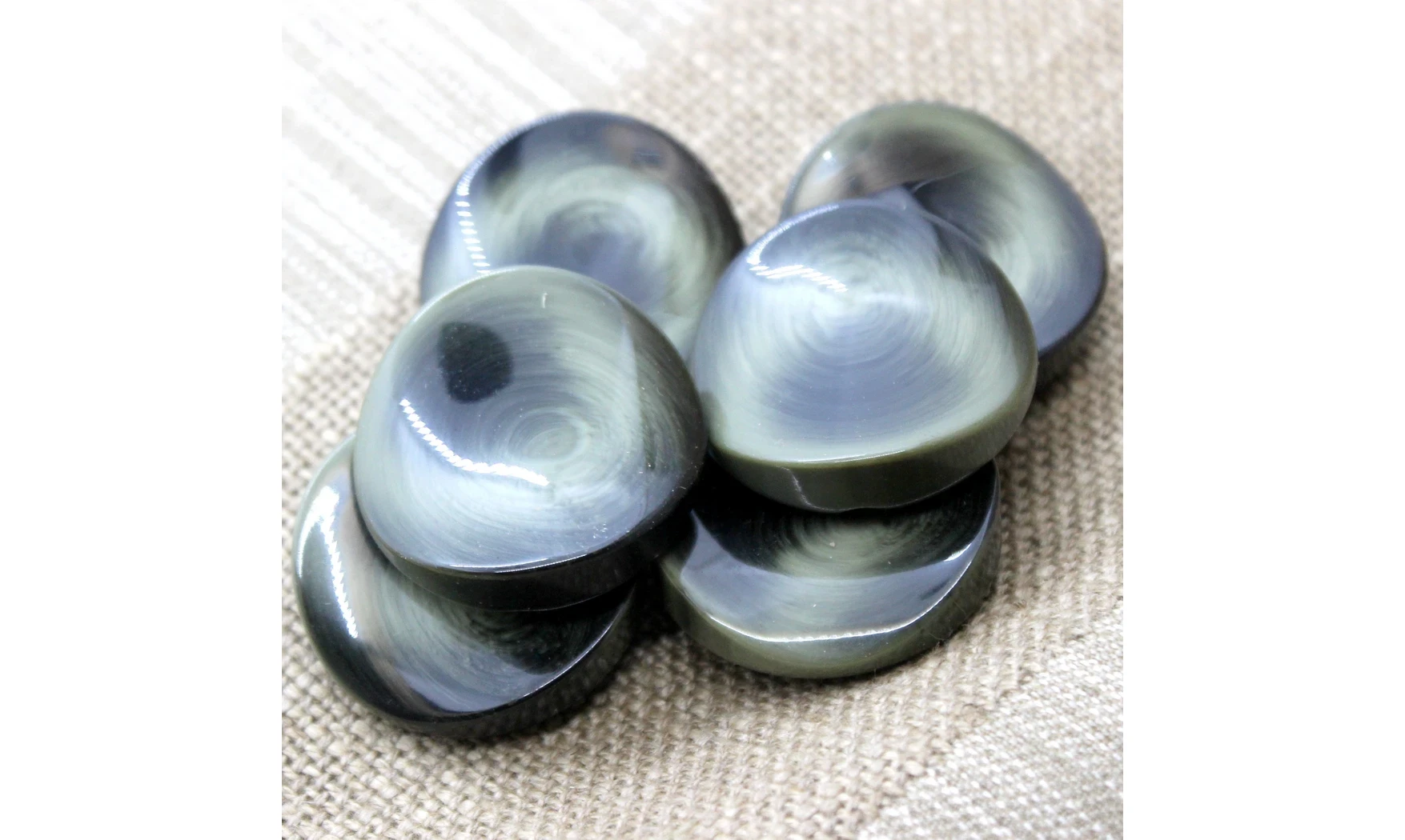 Bouton VINTAGE VERT / par 6 / 34MM