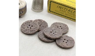 6 boutons / 23MM / Brun