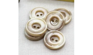 6 Boutons / 22MM / Brun
