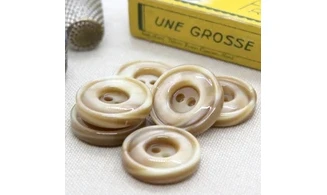 6 Boutons / 22MM / Brun