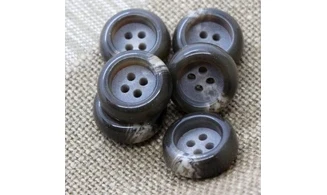6 boutons / 22,5MM / Brun