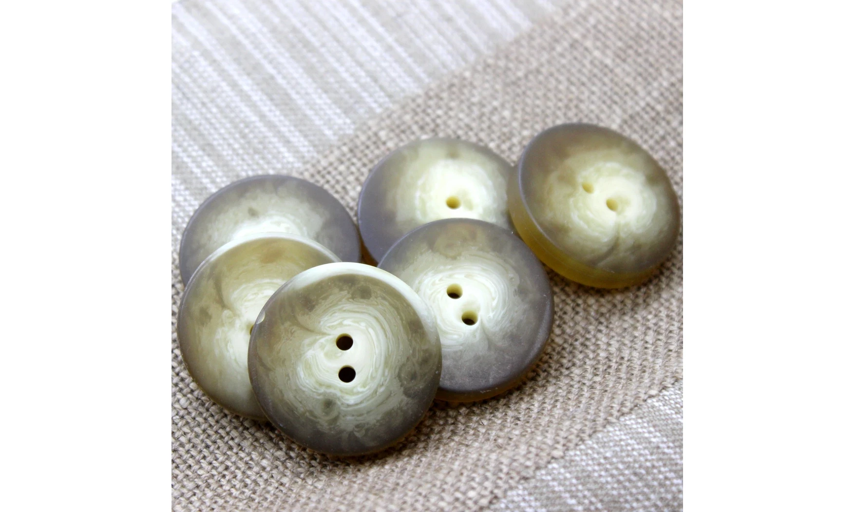 6 boutons / 33MM / Brun