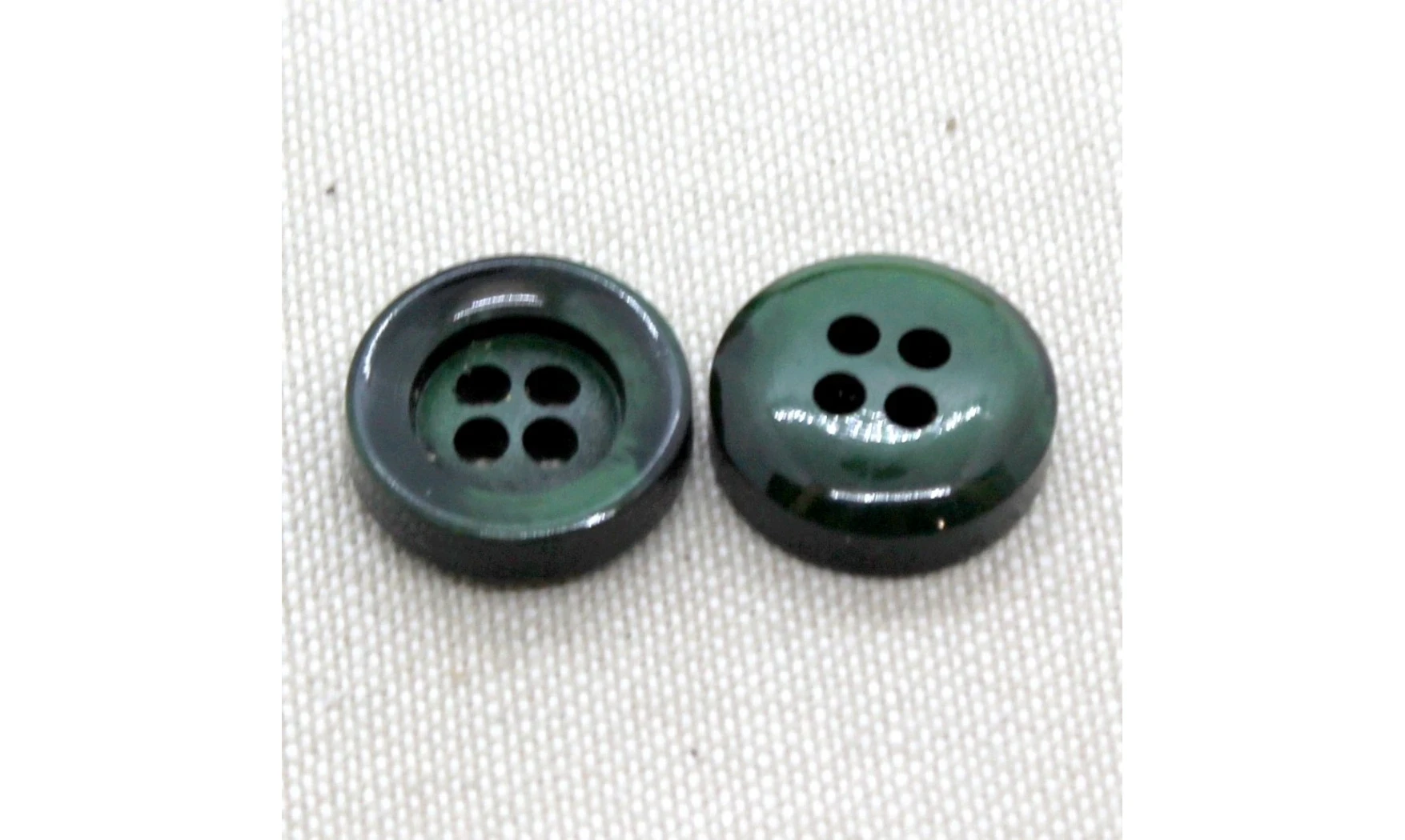 6 boutons / 18MM / Vert bouteille