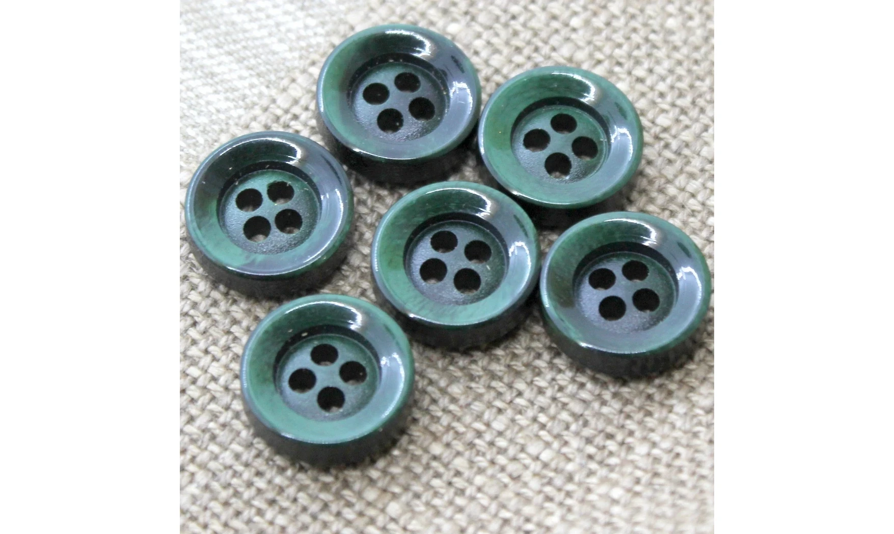 6 boutons / 18MM / Vert bouteille