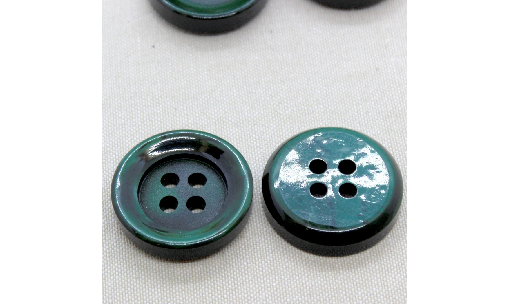 6 boutons / 35MM / Vert