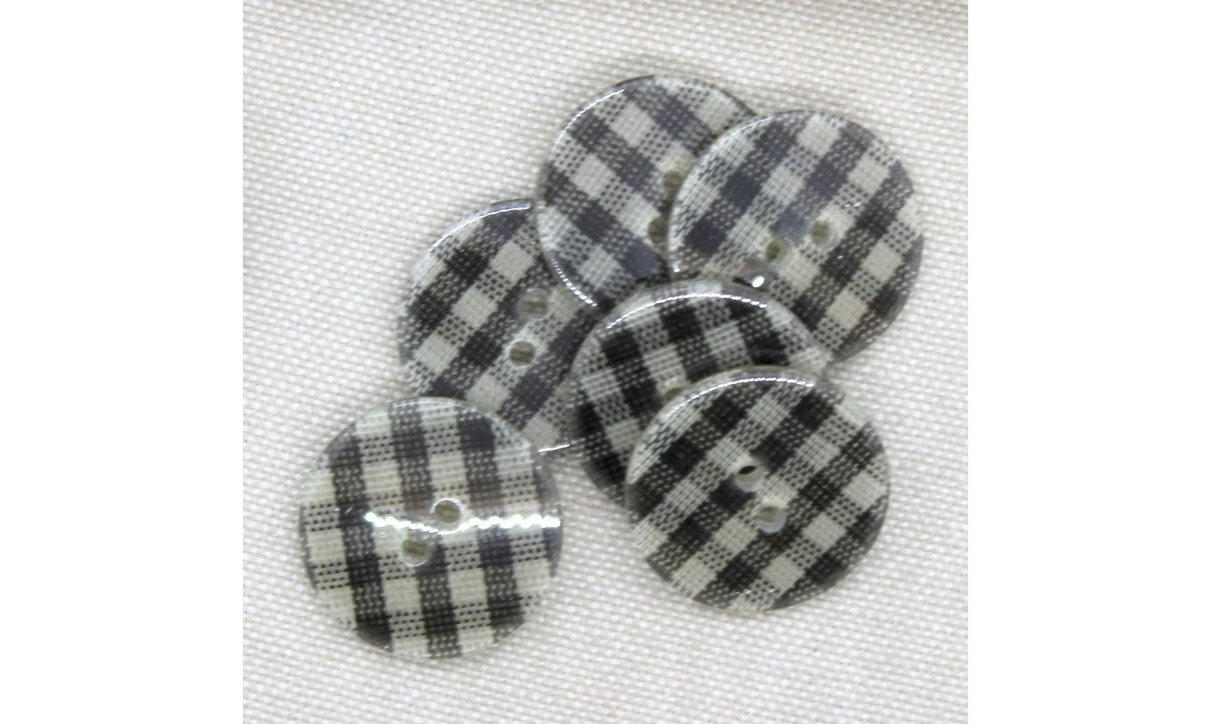 Vintage button 038A