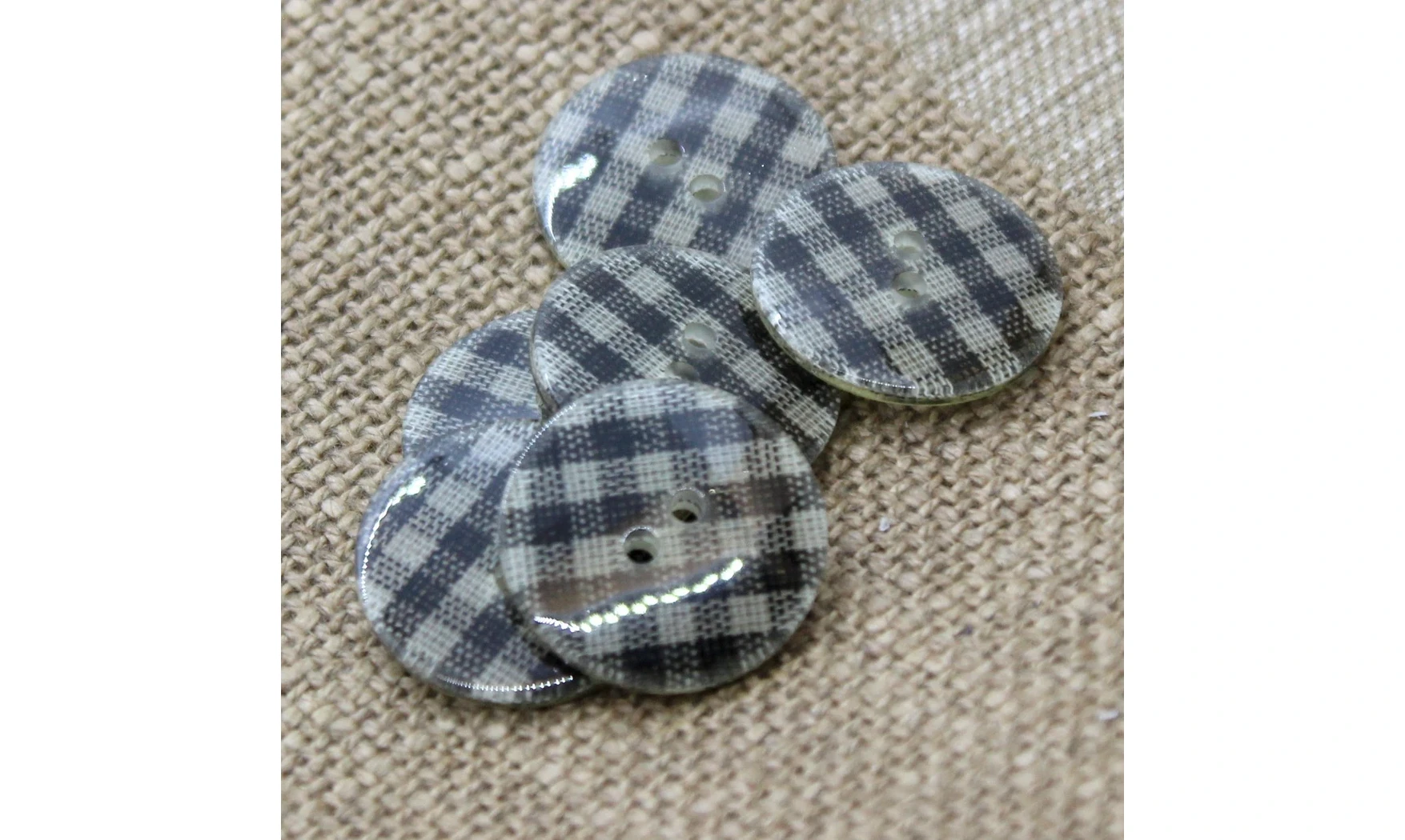 Vintage button 038A